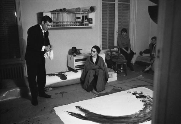 Yves Klein realizing an Anthropometry with Elena in his studio (ANT 111)