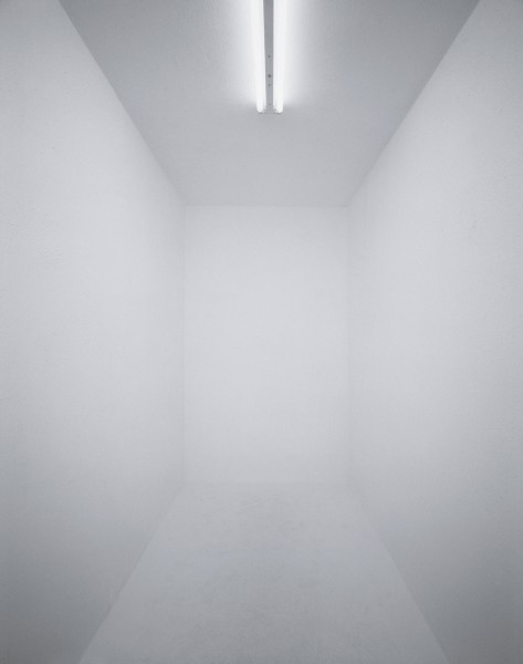 Salle "vide" dédiée à la "sensibilité picturale immatérielle", Museum Haus Lange, Krefeld
